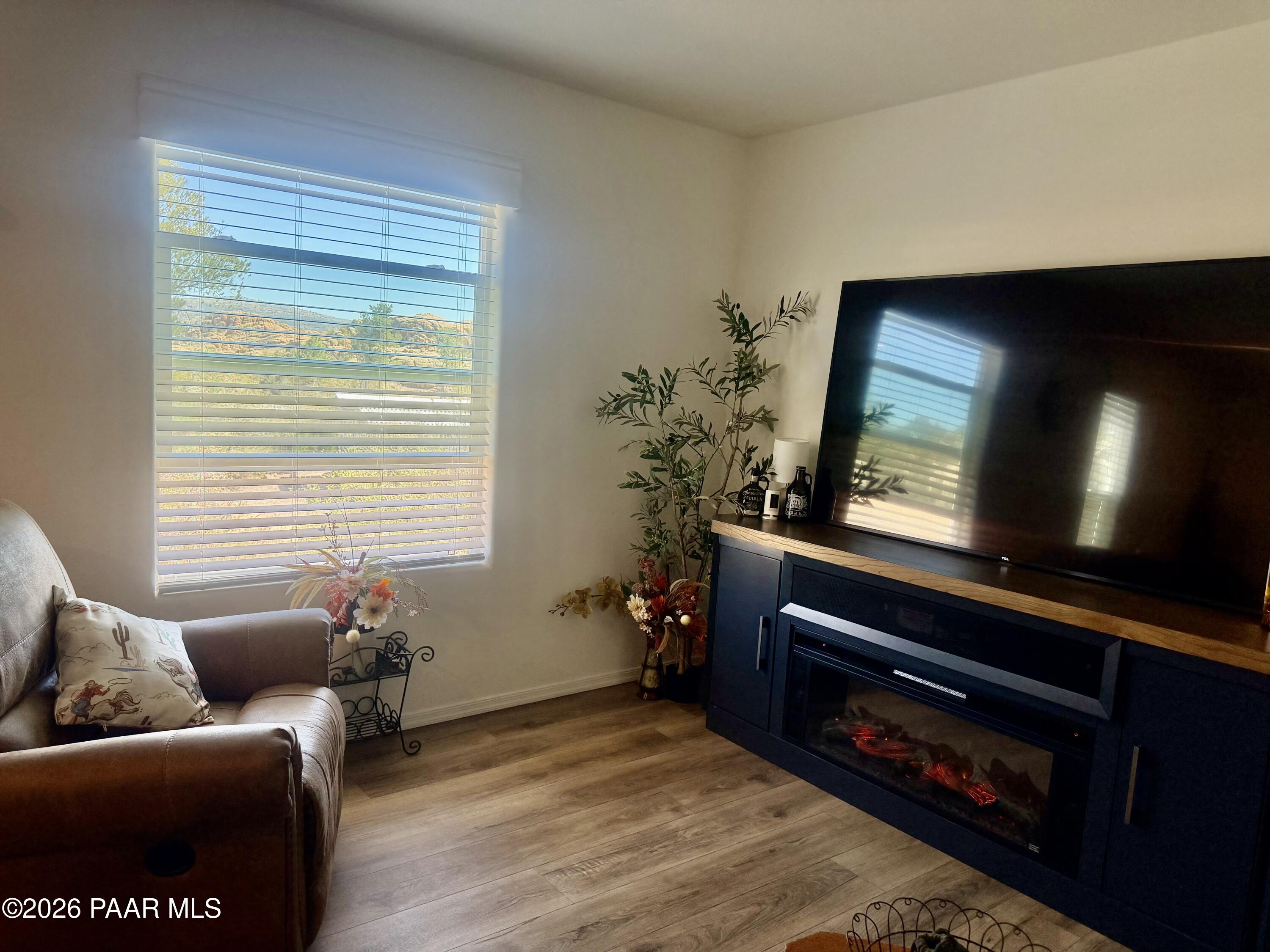 1527 Private Road Prescott, AZ 86301 - Photo 6 of 23 IMG_3290