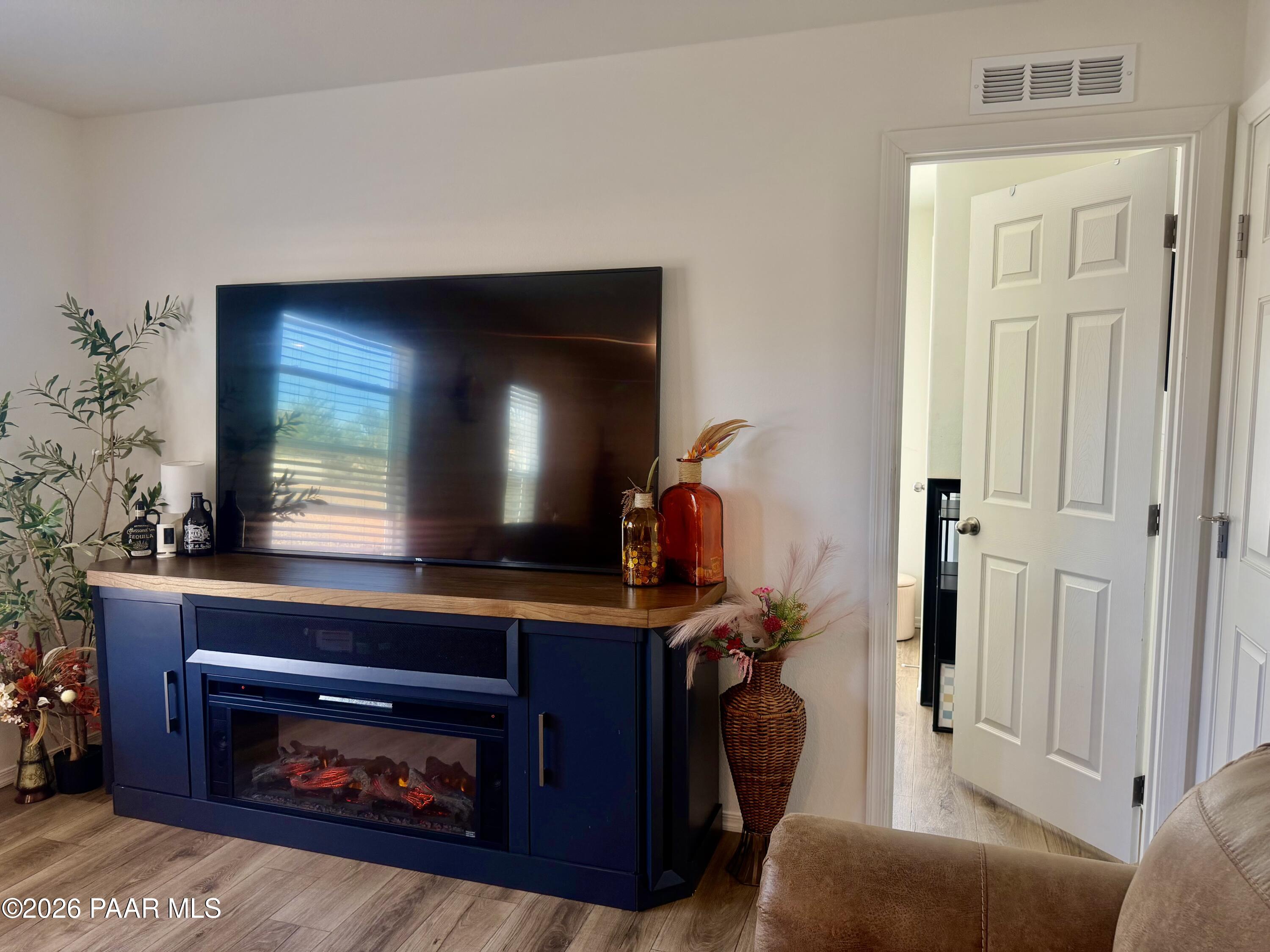 1527 Private Road Prescott, AZ 86301 - Photo 7 of 23 IMG_3291