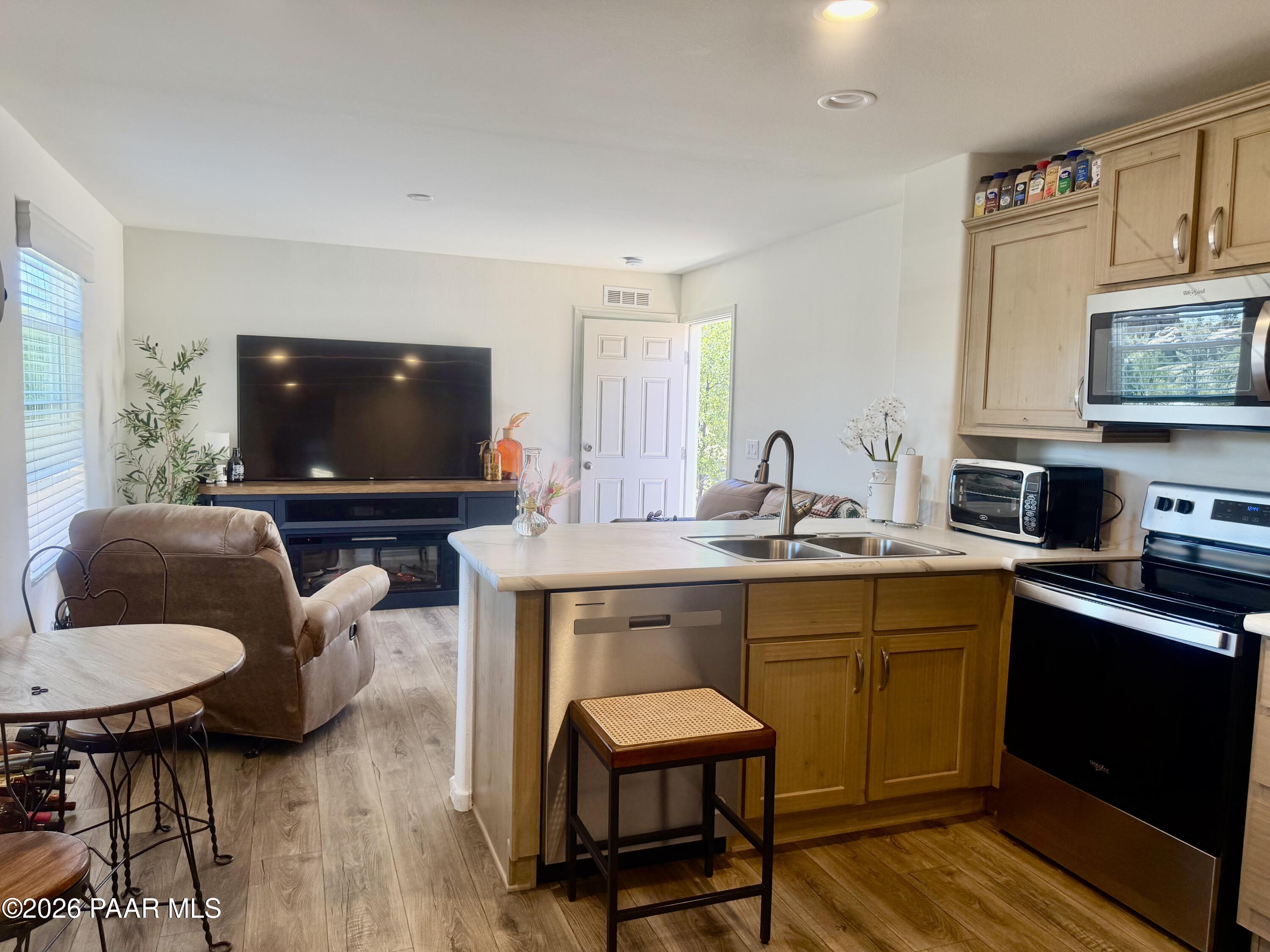 1527 Private Road Prescott, AZ 86301 - Photo 10 of 23 IMG_3305