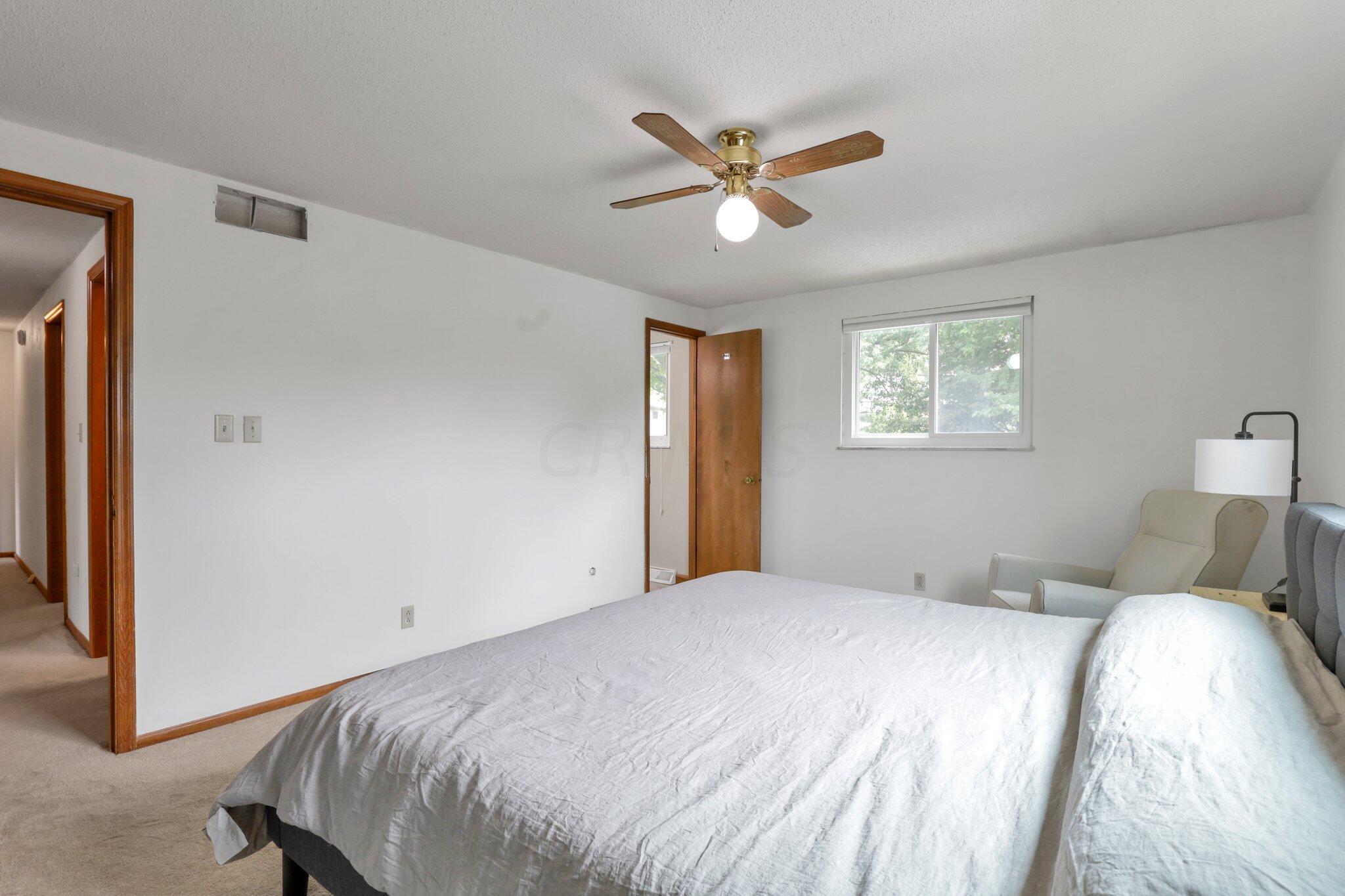 188 Landover Road Columbus, OH 43230 - Photo 40 of 65 Bedroom 3