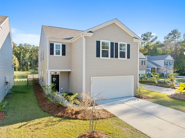 $379,900 | 109 Sweet Cherry Lane, Summerville, SC 29486