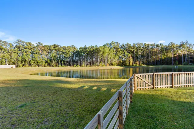 $379,900 | 109 Sweet Cherry Lane, Summerville, SC 29486