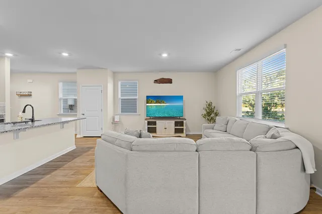 $379,900 | 109 Sweet Cherry Lane, Summerville, SC 29486