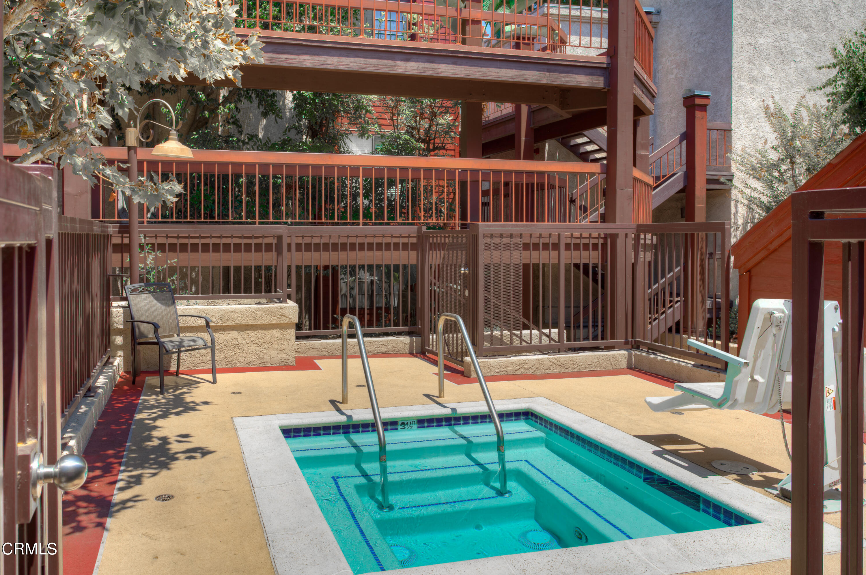 231 Bethany Road, Unit 105 Burbank, CA 91504 - Photo 36 of 40 Spa