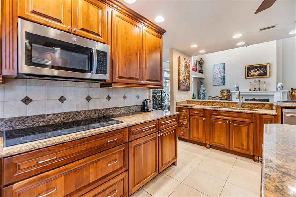 1422 Jumana Loop Apollo Beach, FL 33572 - Photo 15 of 73