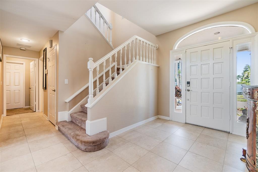 1422 Jumana Loop Apollo Beach, FL 33572 - Photo 4 of 73