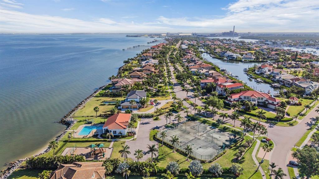 1422 Jumana Loop Apollo Beach, FL 33572 - Photo 70 of 73