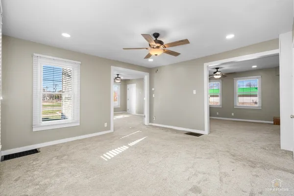 $265,000 | 322 East Church Street, Sandwich, IL 60548