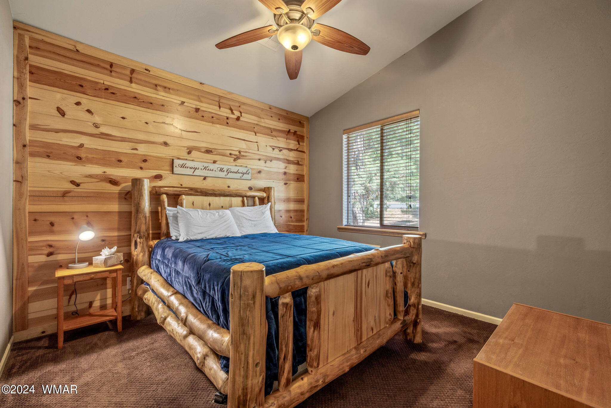 175 North Hopi Way Lakeside, AZ 85929 - Photo 10 of 20 MASTER BEDROOM