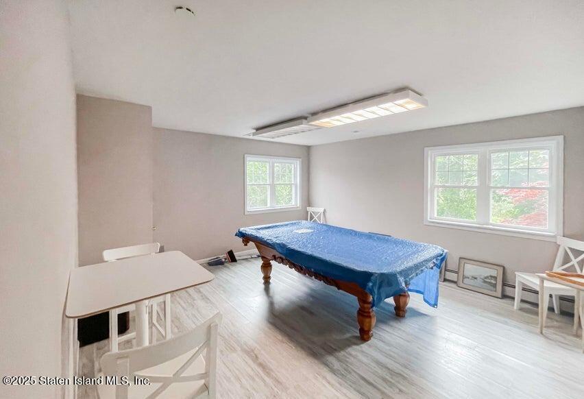 61 West Tiana Road Hampton Bays, NY 11946 - Photo 4 of 36 20240802144807183076000000-o