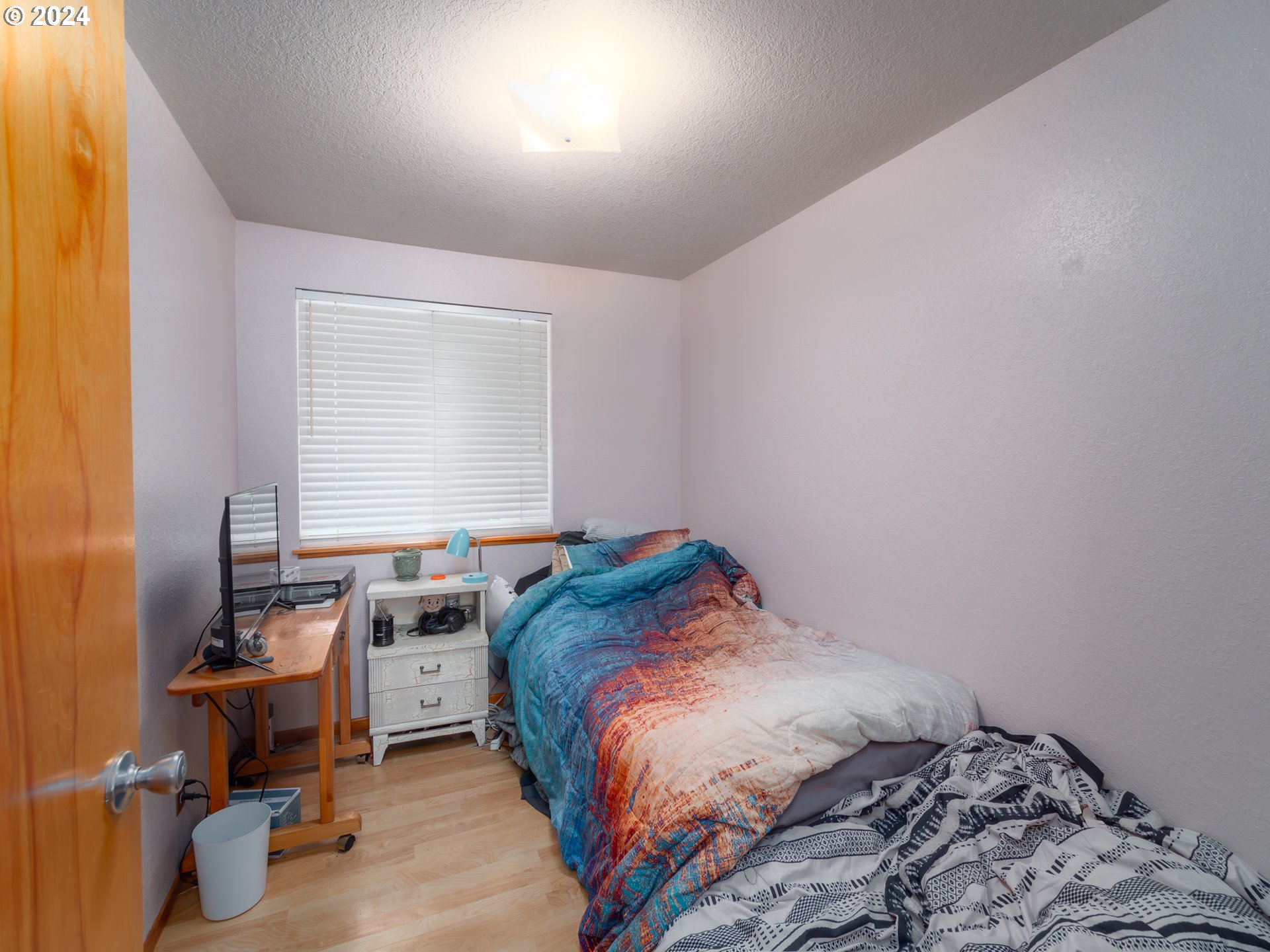 3279 Melrose Road Roseburg, OR 97471 - Photo 24 of 47 Bedroom