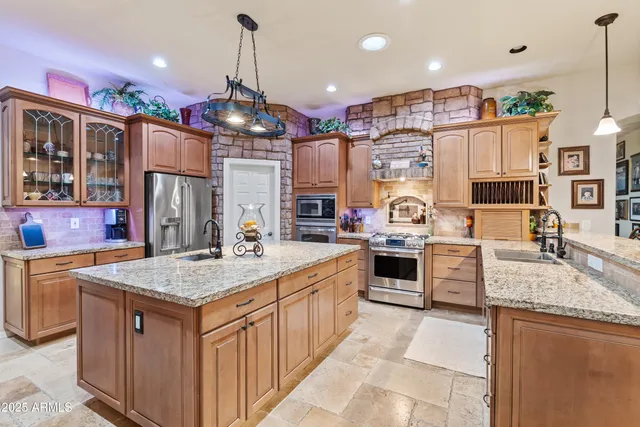 $2,600,000 | 31503 North 48th Street, Cave Creek, AZ 85331