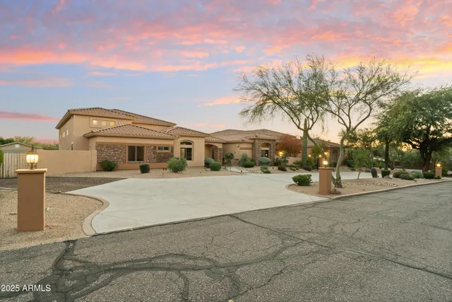 $2,600,000 | 31503 North 48th Street, Cave Creek, AZ 85331