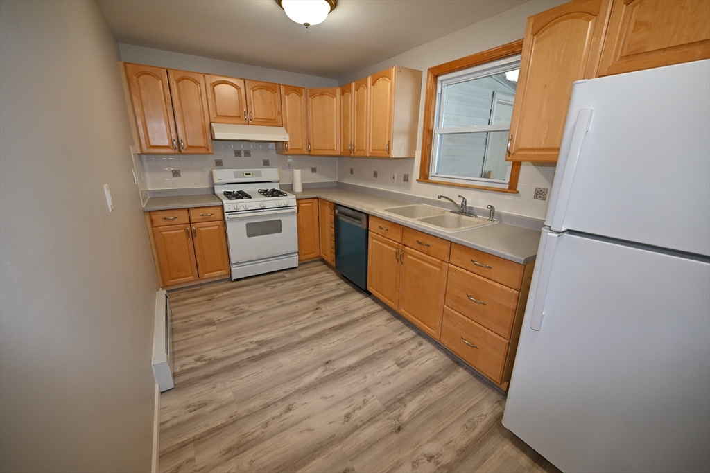 65 Lowell Street, Unit 2 Methuen, MA 01844 - Photo 21 of 25