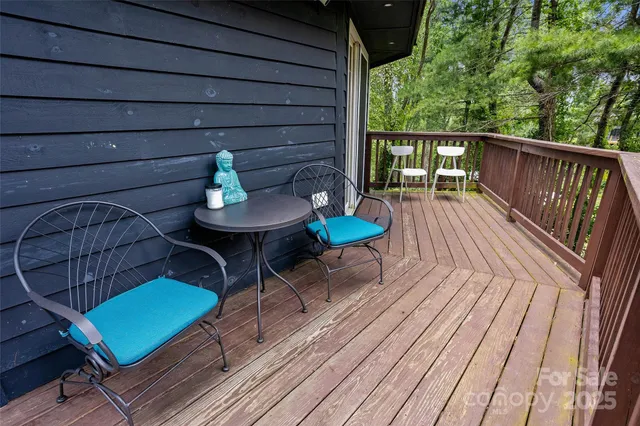 $450,000 | 826 Town Mountain Road, Asheville, NC 28804