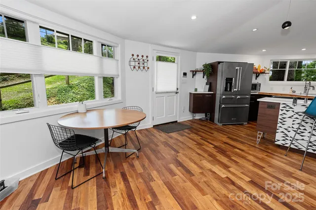 $450,000 | 826 Town Mountain Road, Asheville, NC 28804