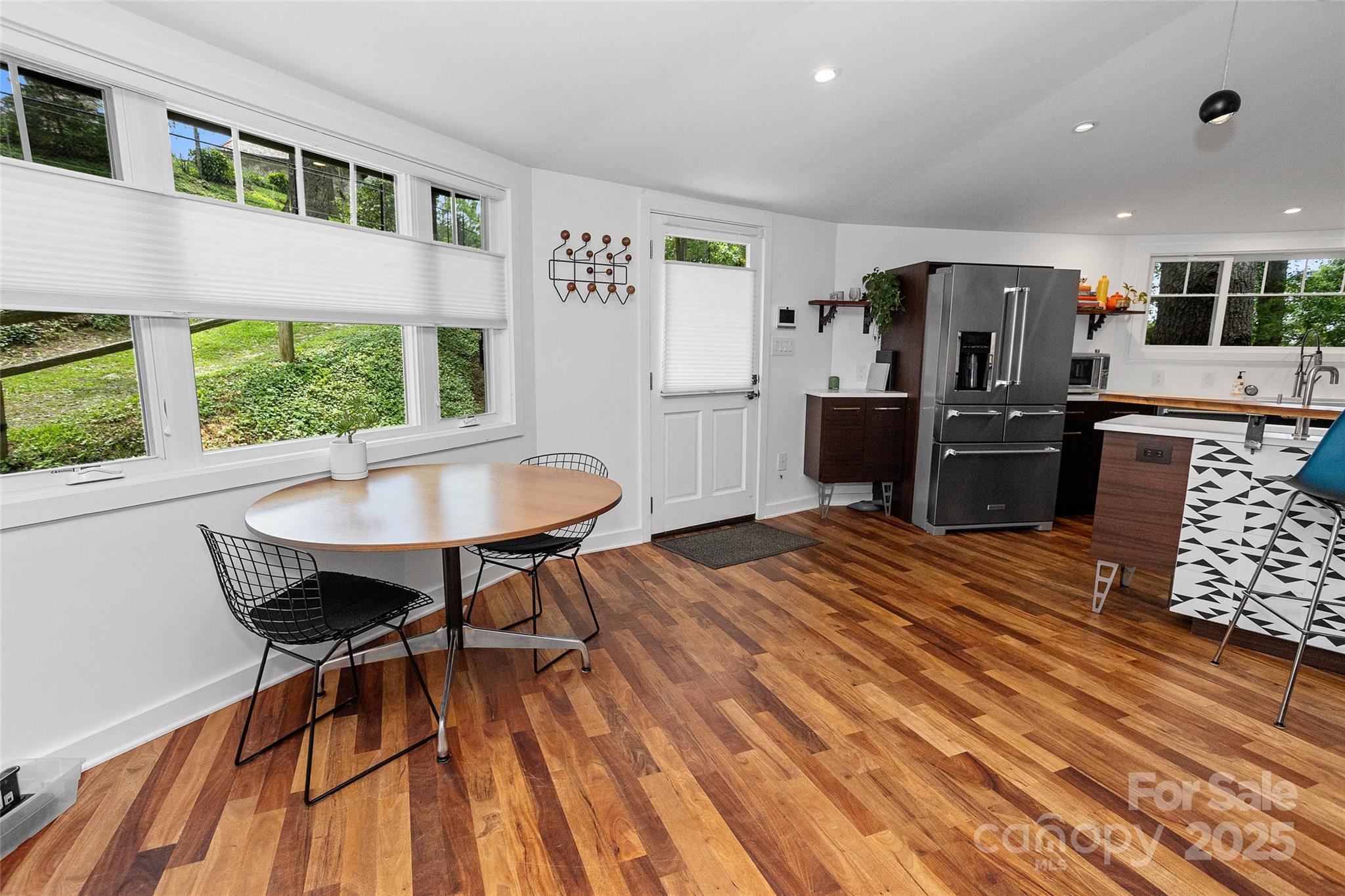 826 Town Mountain Road Asheville, NC 28804 - Photo 14 of 32