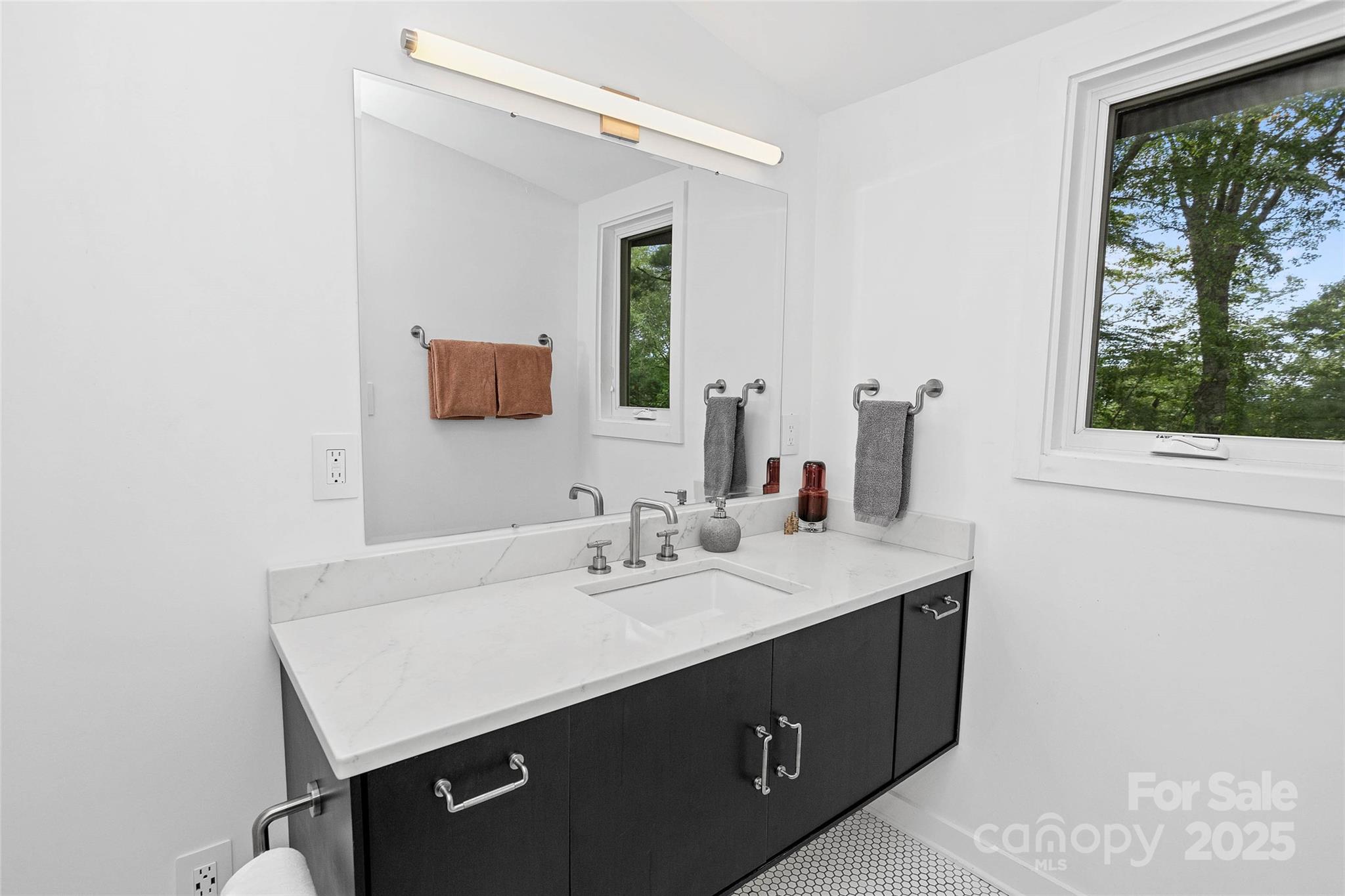 826 Town Mountain Road Asheville, NC 28804 - Photo 28 of 32