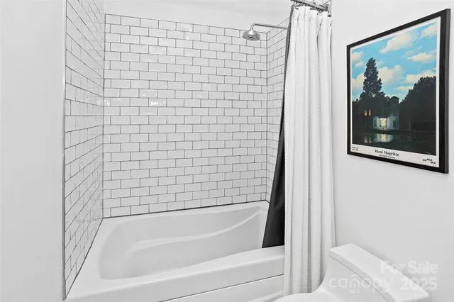 $450,000 | 826 Town Mountain Road, Asheville, NC 28804