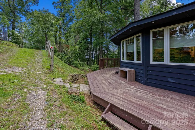 $450,000 | 826 Town Mountain Road, Asheville, NC 28804