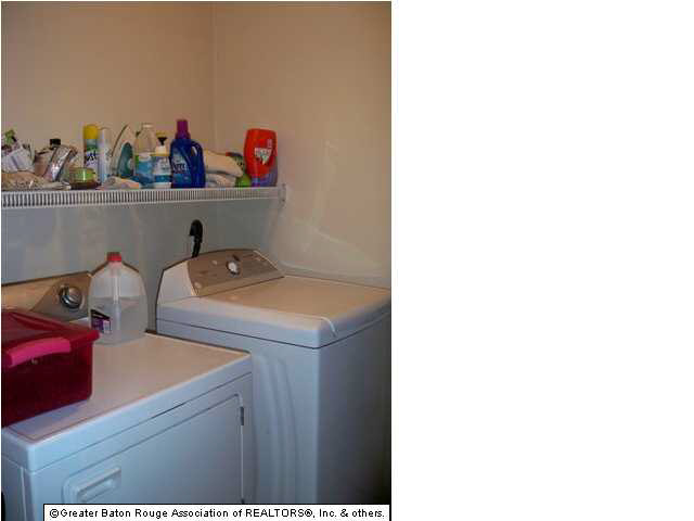 10644 Ranchwood Drive Baton Rouge, LA 70815 - Photo 9 of 17