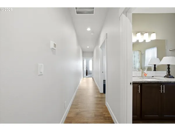 $515,000 | 593 Southwest Cottonwood Drive, Hermiston, OR 97838