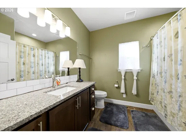 $515,000 | 593 Southwest Cottonwood Drive, Hermiston, OR 97838