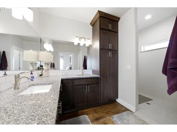 $515,000 | 593 Southwest Cottonwood Drive, Hermiston, OR 97838