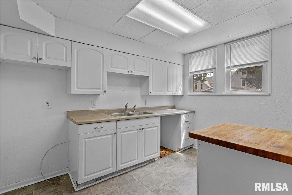 517 West Cedar Street Springfield, IL 62704 - Photo 13 of 32 Gallery Image 13