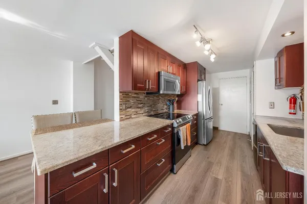 $310,000 | 40 Fayette Street, Unit 64, Perth Amboy, NJ 08861