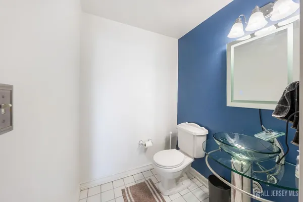 $310,000 | 40 Fayette Street, Unit 64, Perth Amboy, NJ 08861
