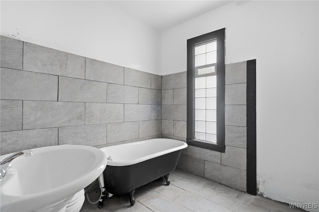 2311 Niagara Street Buffalo, NY 14207 - Photo 21 of 45