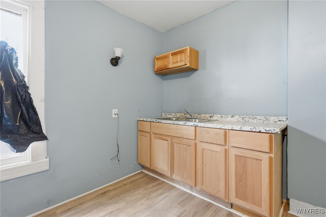 2311 Niagara Street Buffalo, NY 14207 - Photo 7 of 45