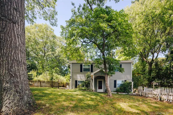 $499,000 | 33 Port Washington Road, Sound Beach, NY 11789