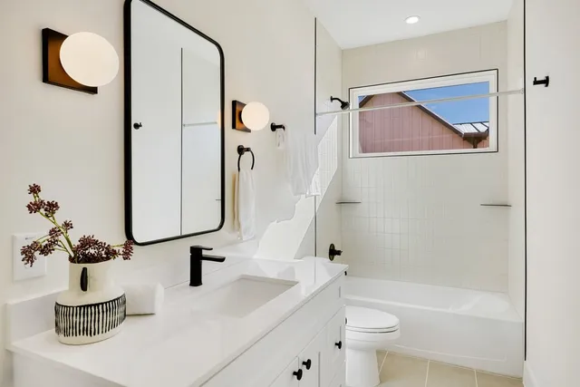 $1,029,000 | 3524 Gonzales Street, Unit 1A, Austin, TX 78702