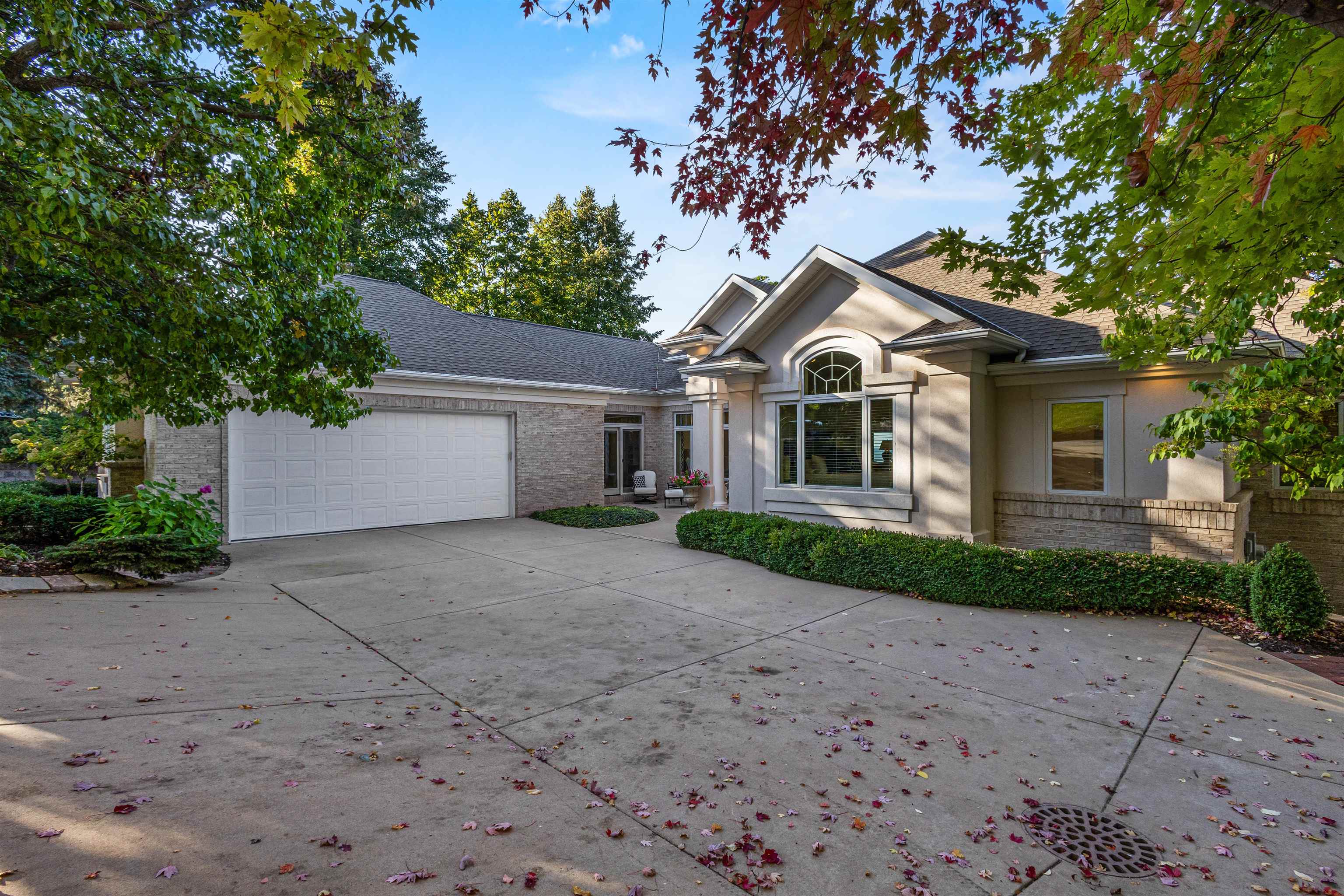 5881 Shore Acres Road Green Bay, WI 54311 - Photo 3 of 90