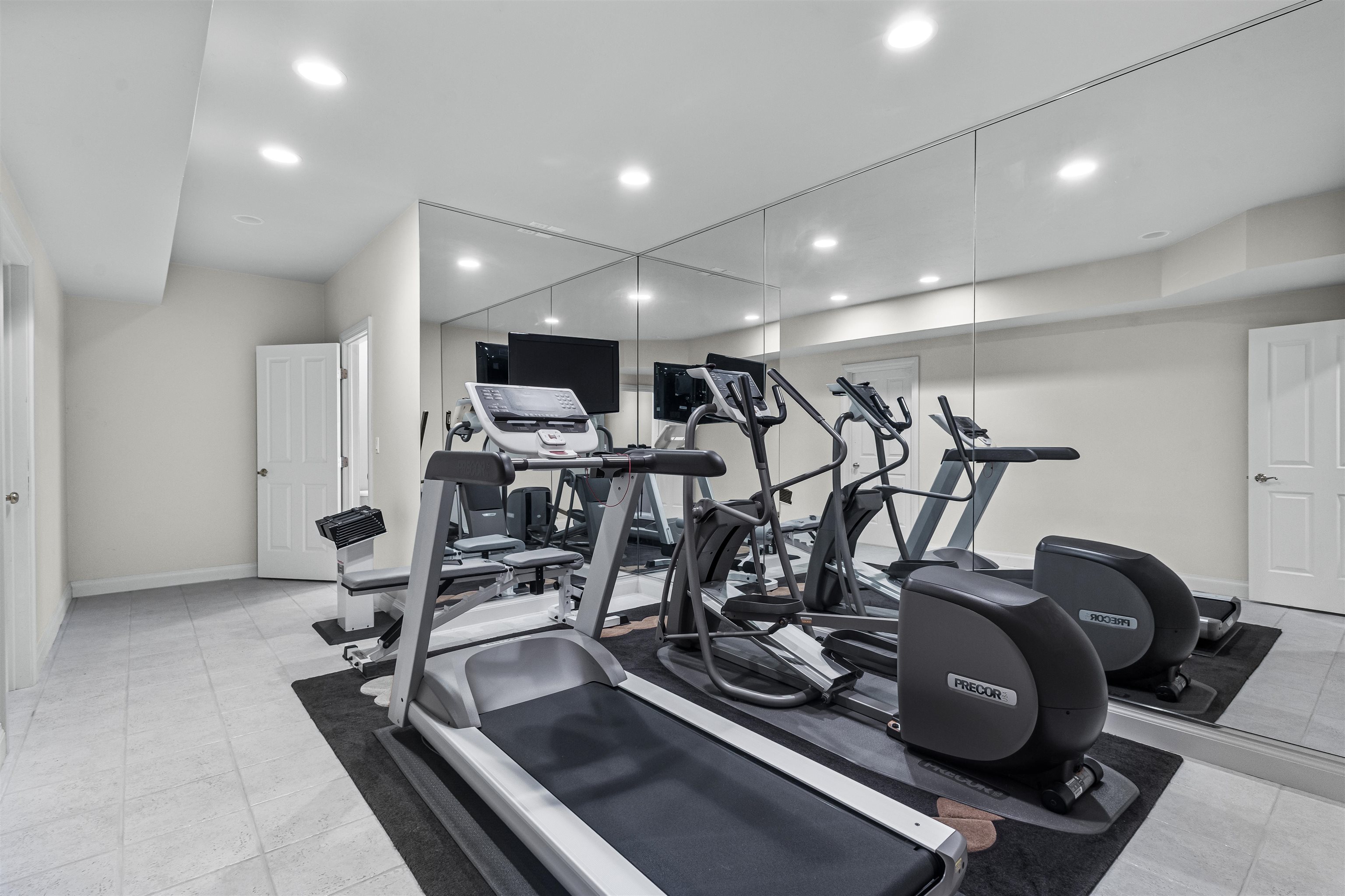 5881 Shore Acres Road Green Bay, WI 54311 - Photo 54 of 90