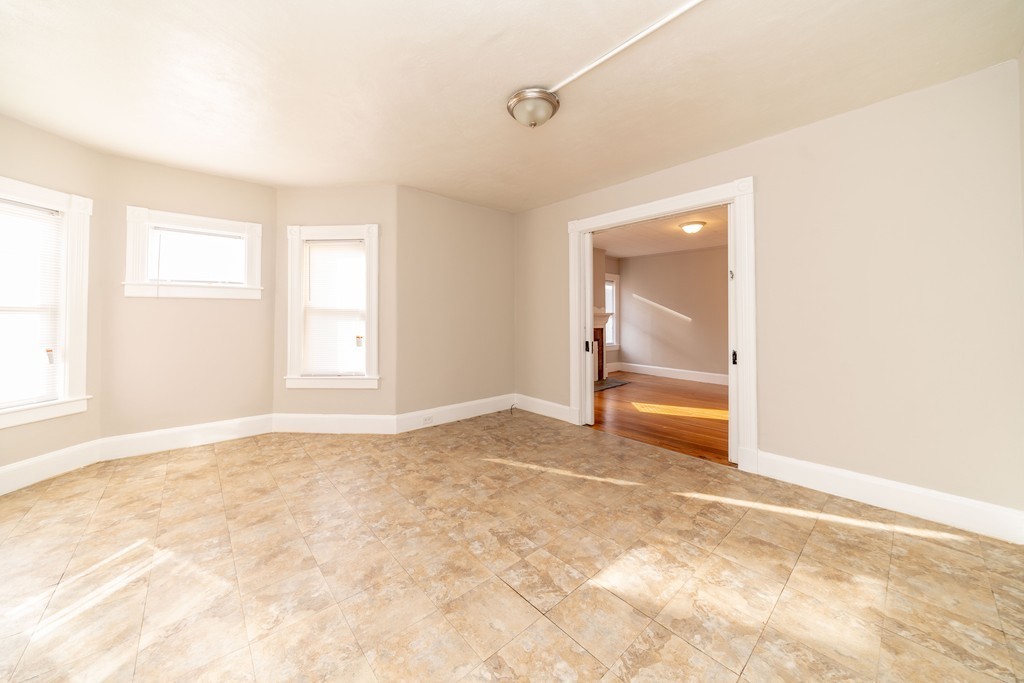 48 Euclid Avenue Springfield, MA 01108 - Photo 8 of 24 Gallery Image 8