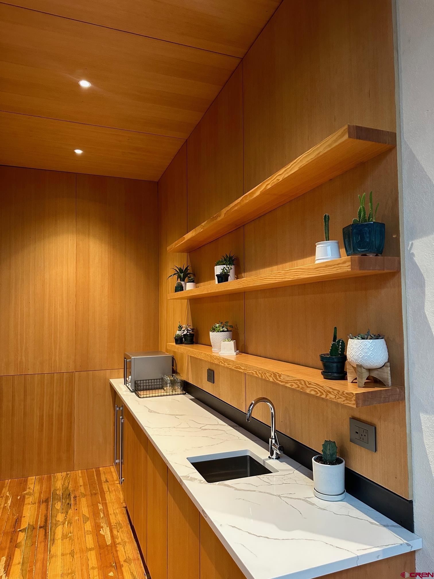 813 Main Avenue, Unit 304 Durango, CO 81301 - Photo 13 of 20 a room with gym equipment