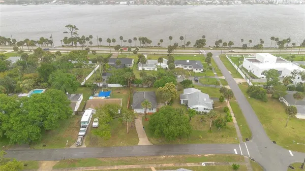 $299,000 | 757 Alcazar Avenue, Ormond Beach, FL 32174