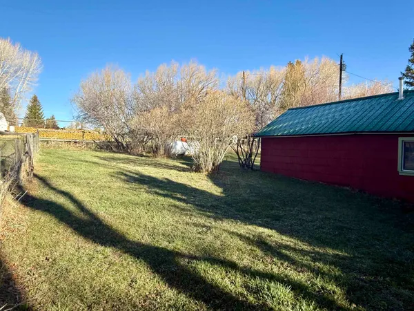 $175,000 | 912 McCaffrey Avenue, Encampment, WY 82325