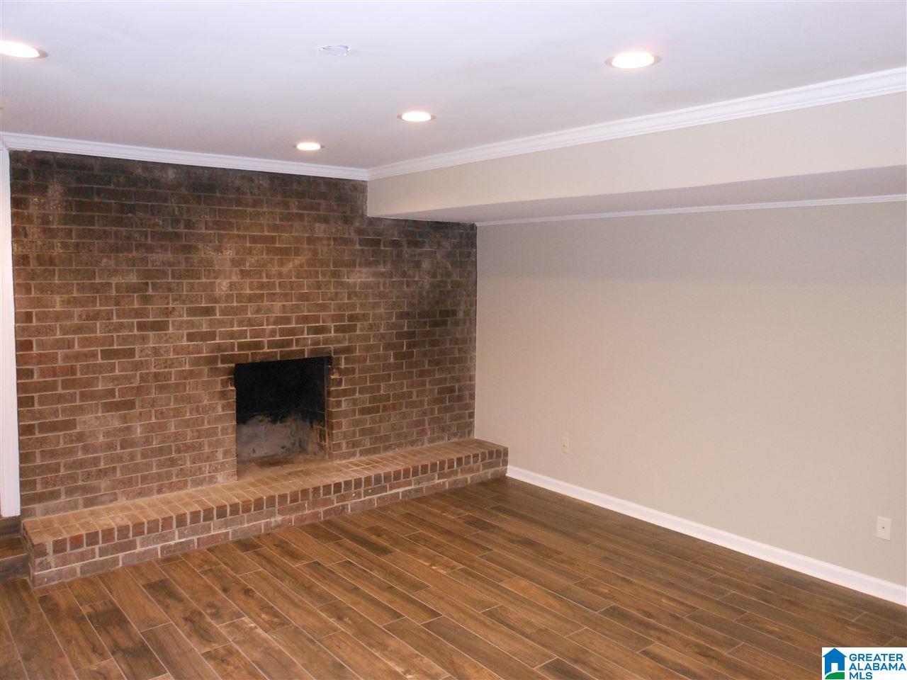1402 Fox Run Road Sylacauga, AL 35150 - Photo 4 of 14 Gallery Image 4