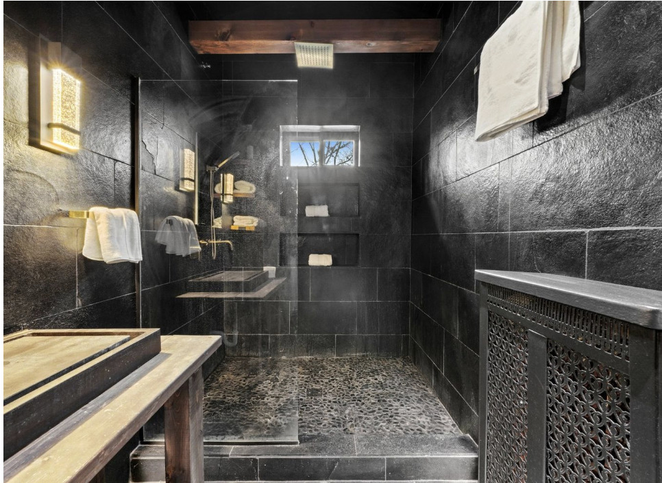 1067 West Balmoral Avenue, Unit 2 Chicago, IL 60640 - Photo 11 of 15 a bathroom with mirror