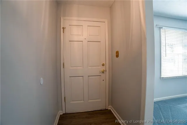 a view of back yard of the house