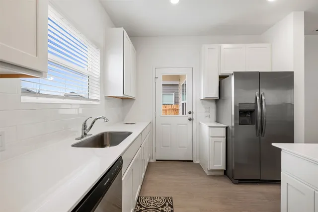 $2,100 | 954 Soapstone Pass, Maxwell, TX 78656