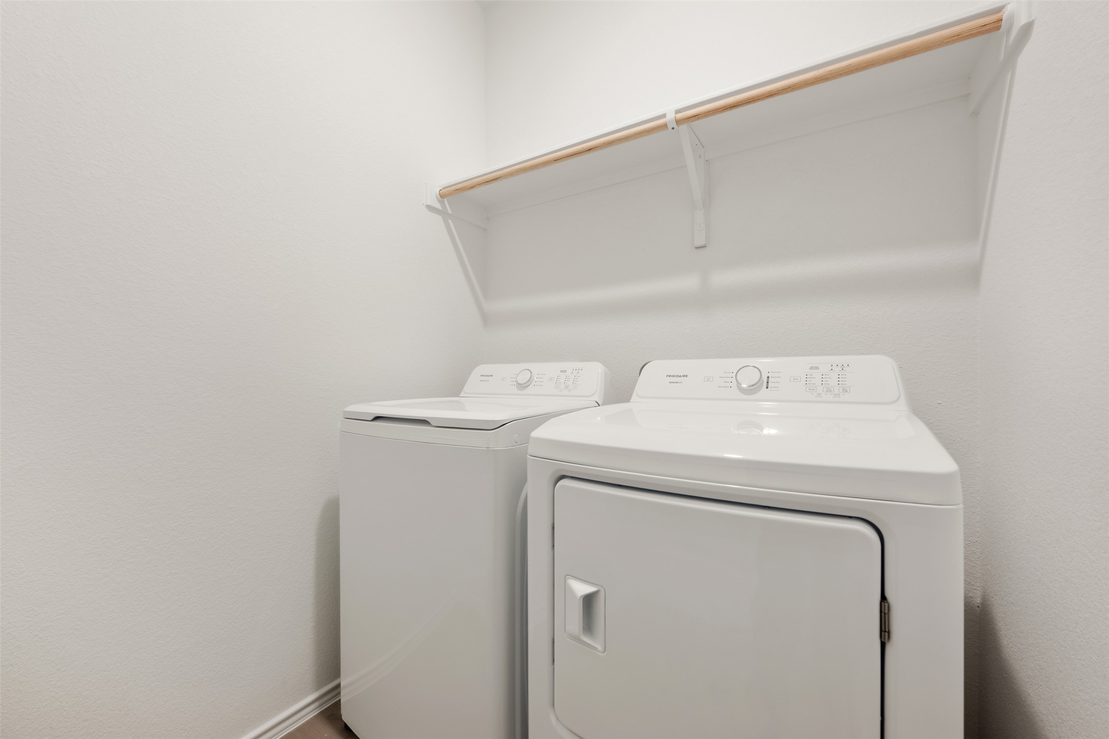 954 Soapstone Pass Maxwell, TX 78656 - Photo 26 of 40 a utility room with dryer and washer