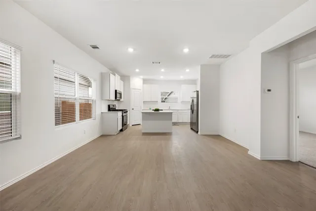 $2,100 | 954 Soapstone Pass, Maxwell, TX 78656