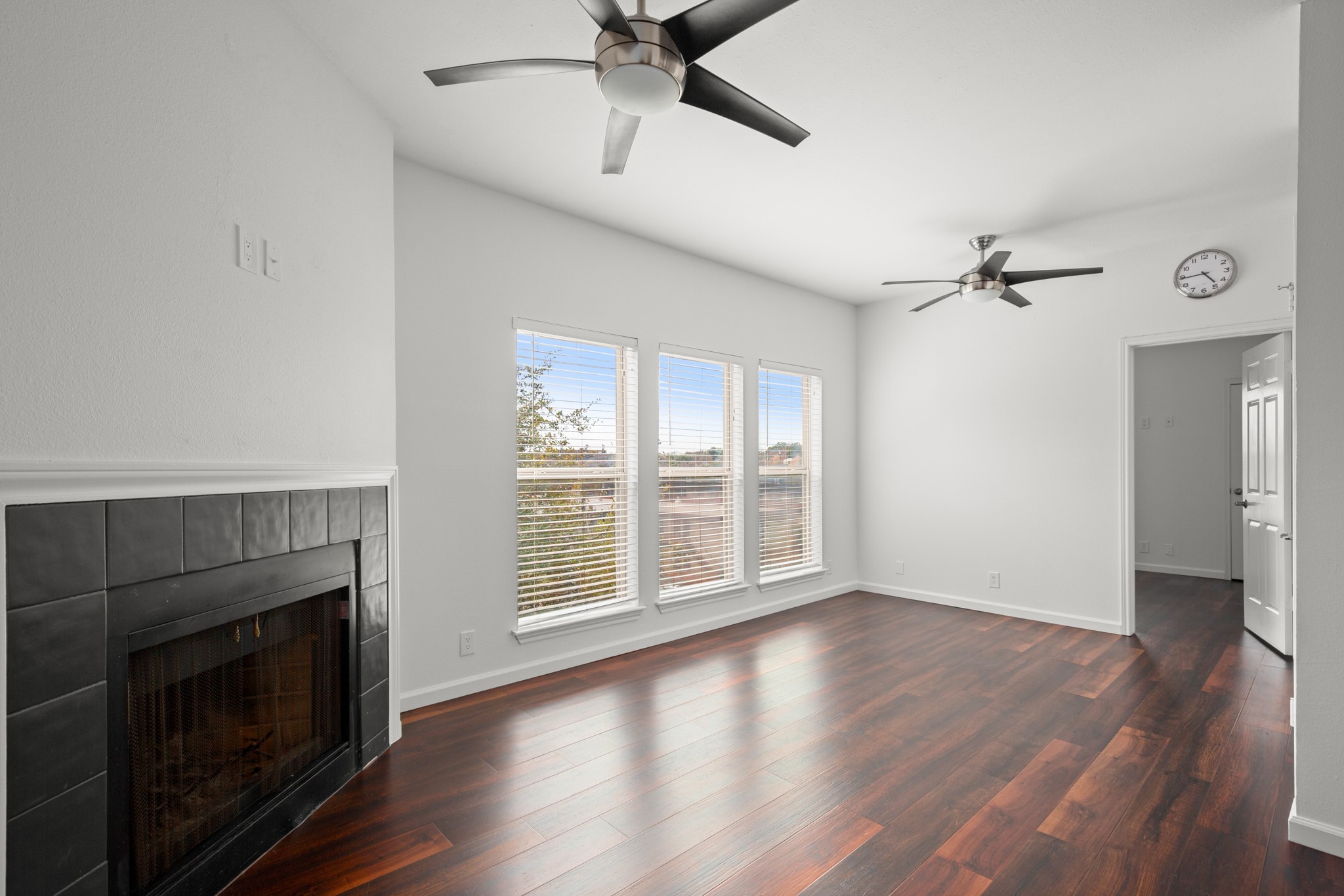 2414 Longview Street, Unit 307 Austin, TX 78705 - Photo 2 of 21