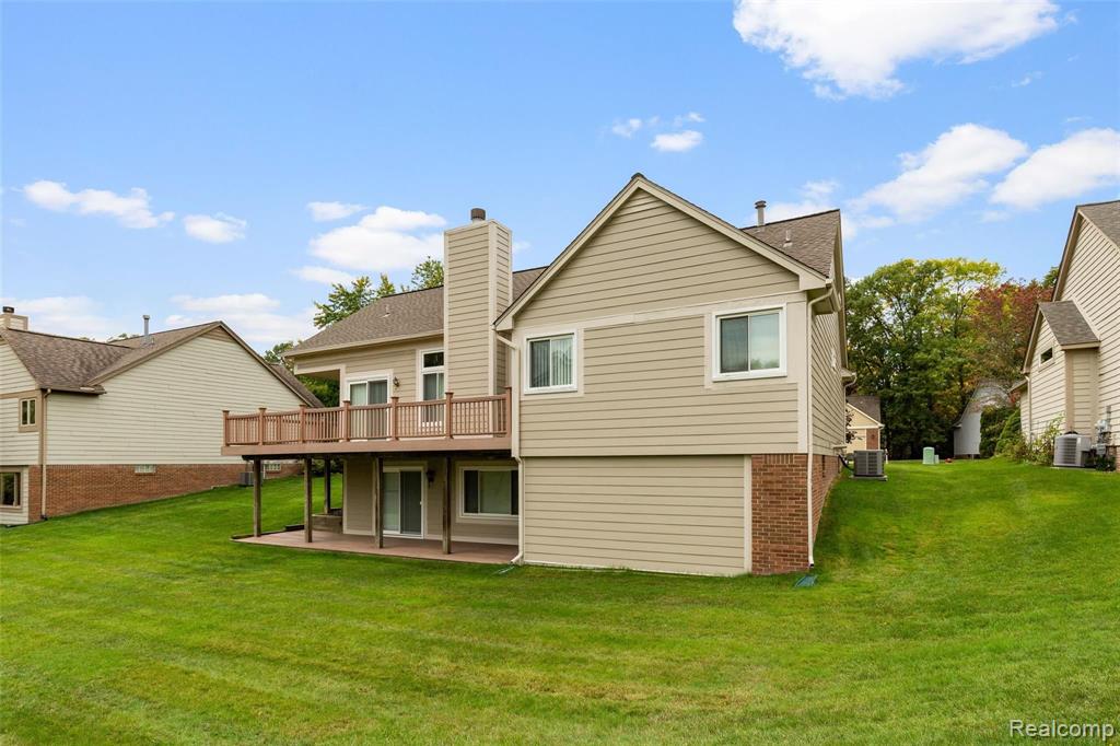 3327 Fairgrove Terrace Rochester Hills, MI 48309 - Photo 42 of 55