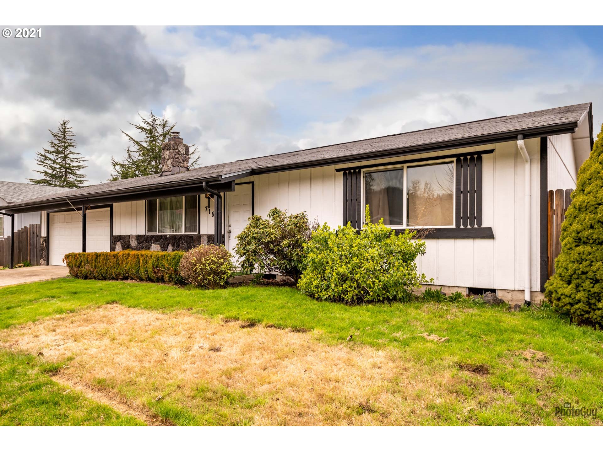 7150 B Street Springfield, OR 97478 - Photo 2 of 24